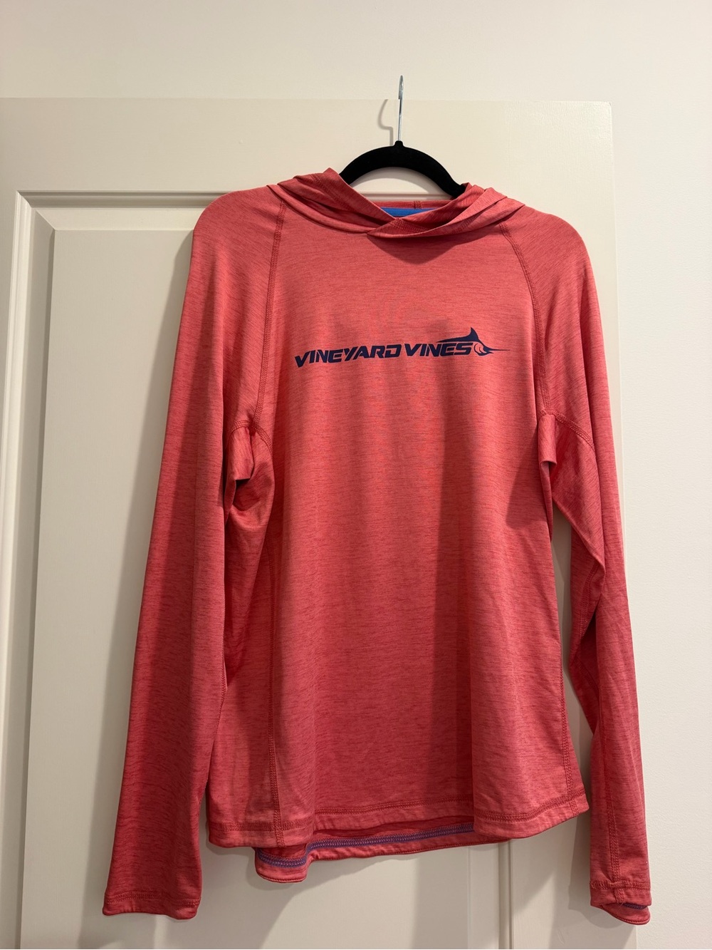 Men’s Vineyard Vines Marlin Sport Long-Sleeve Harbor Performance Hoodie Tee